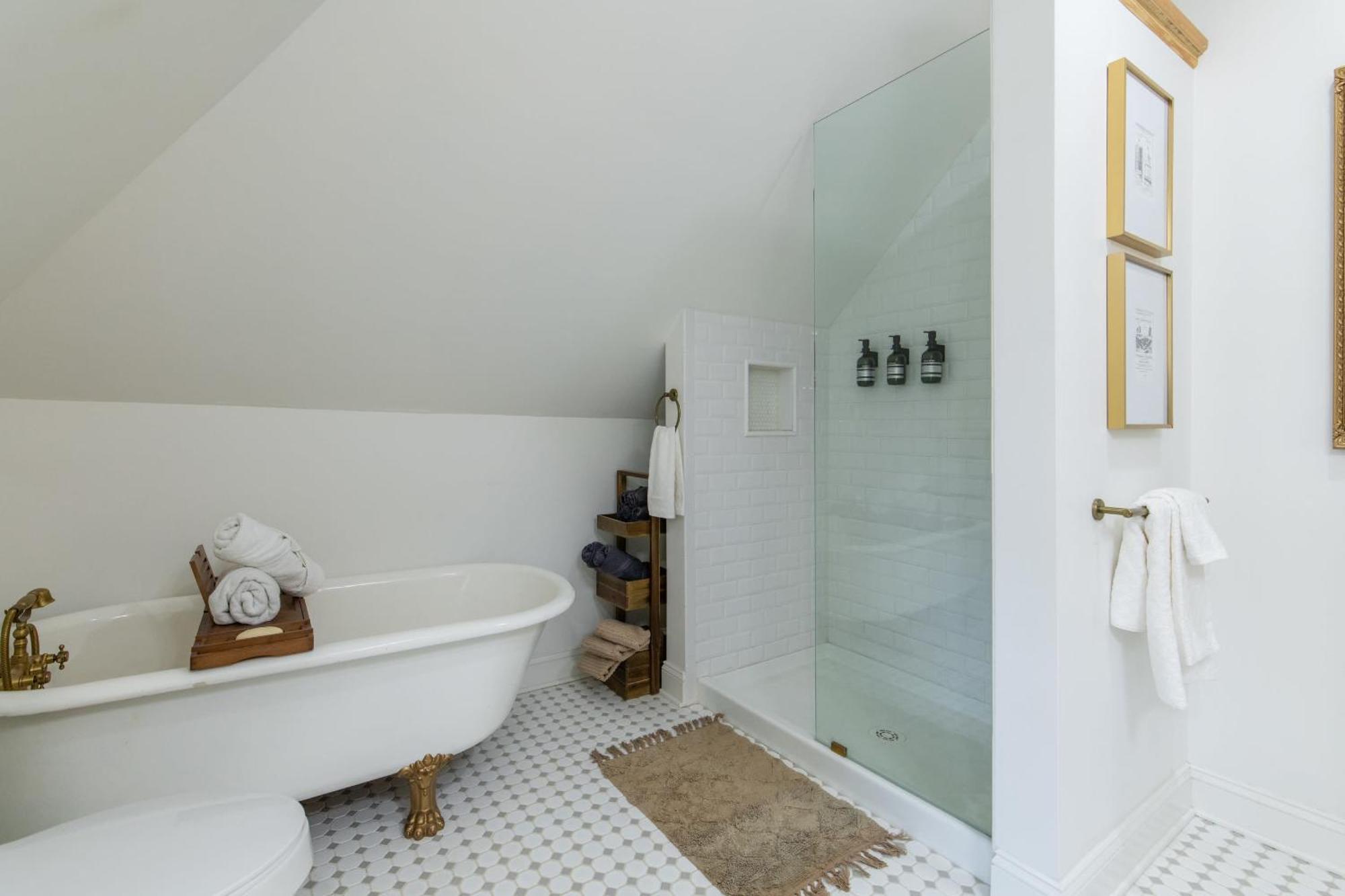 Loft On Capital - Ideally Located To Distilleries Frankfort Esterno foto