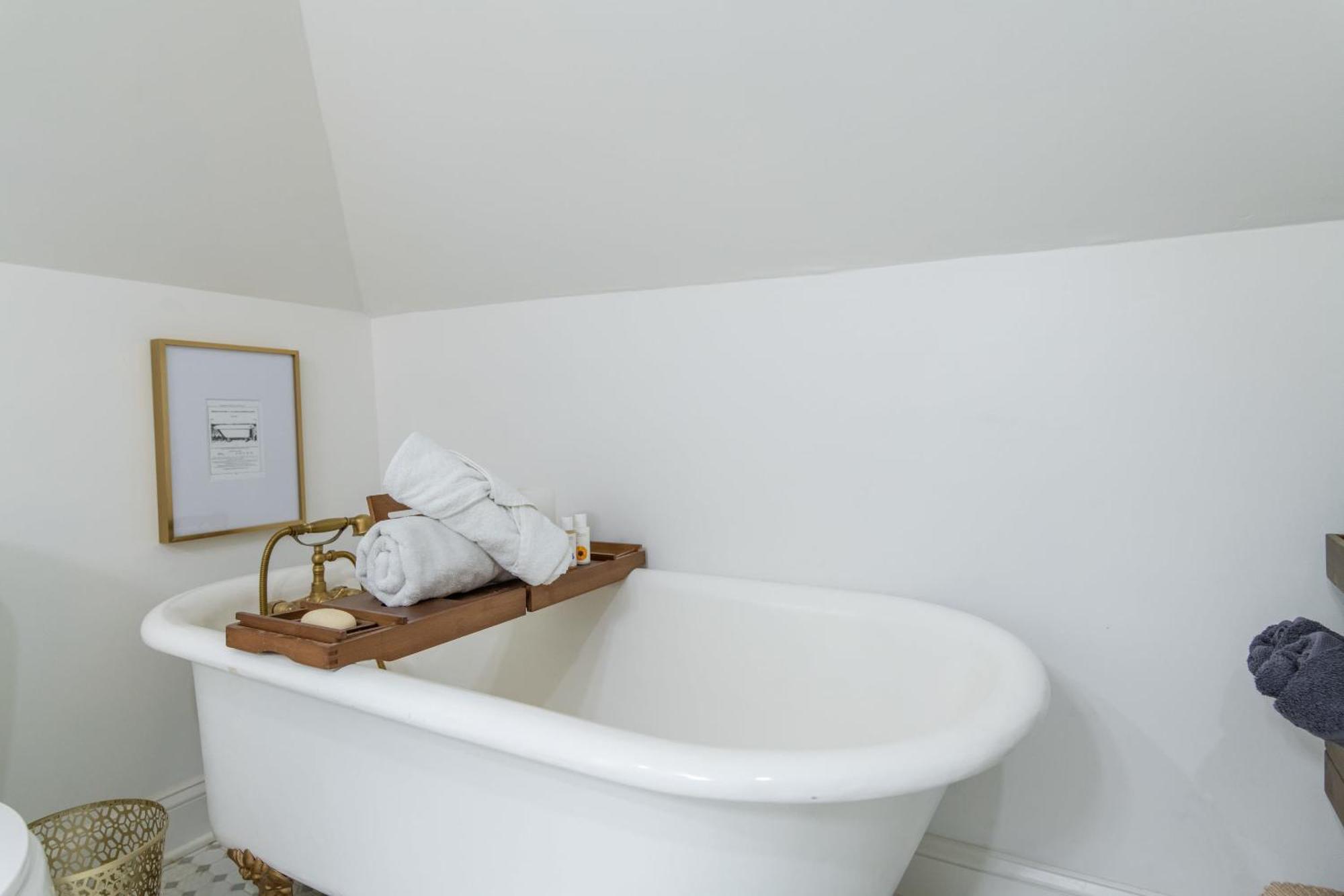 Loft On Capital - Ideally Located To Distilleries Frankfort Esterno foto